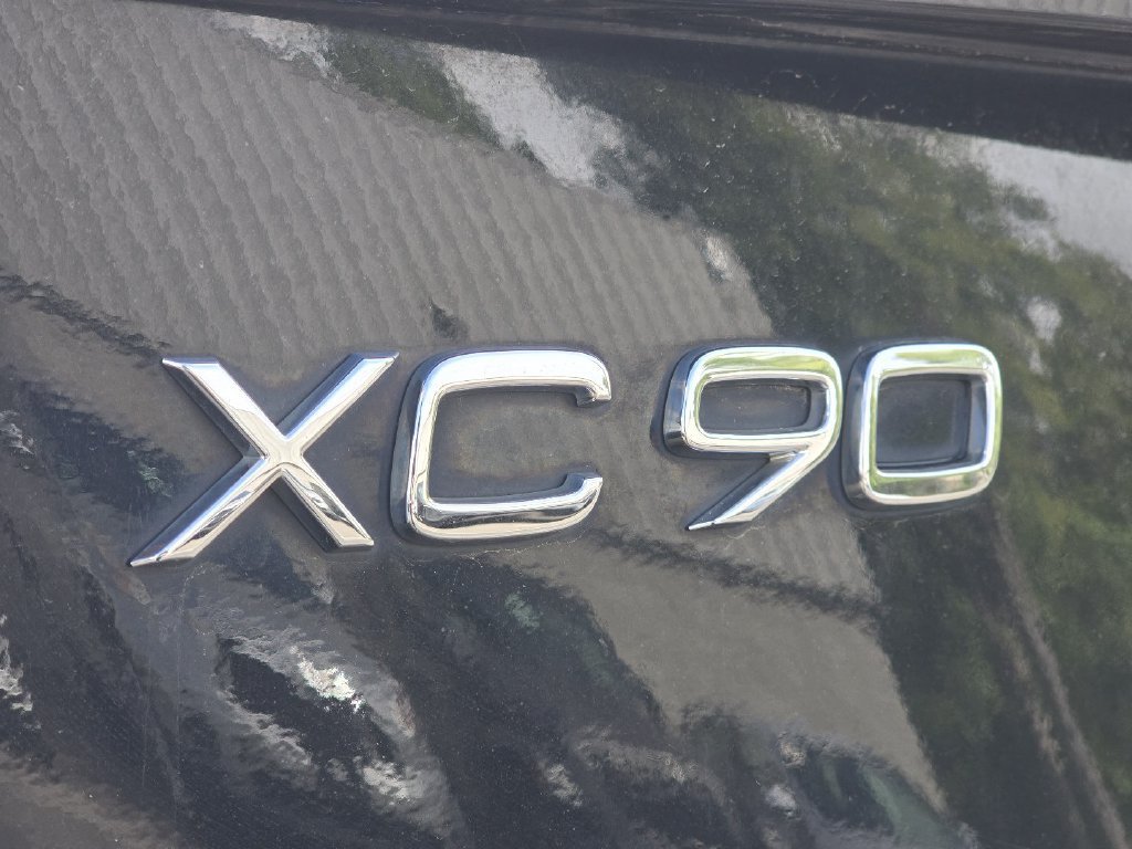 Used 2017 Volvo XC90 T6 R-Design w/ Vision Package AWD/4WD image 12