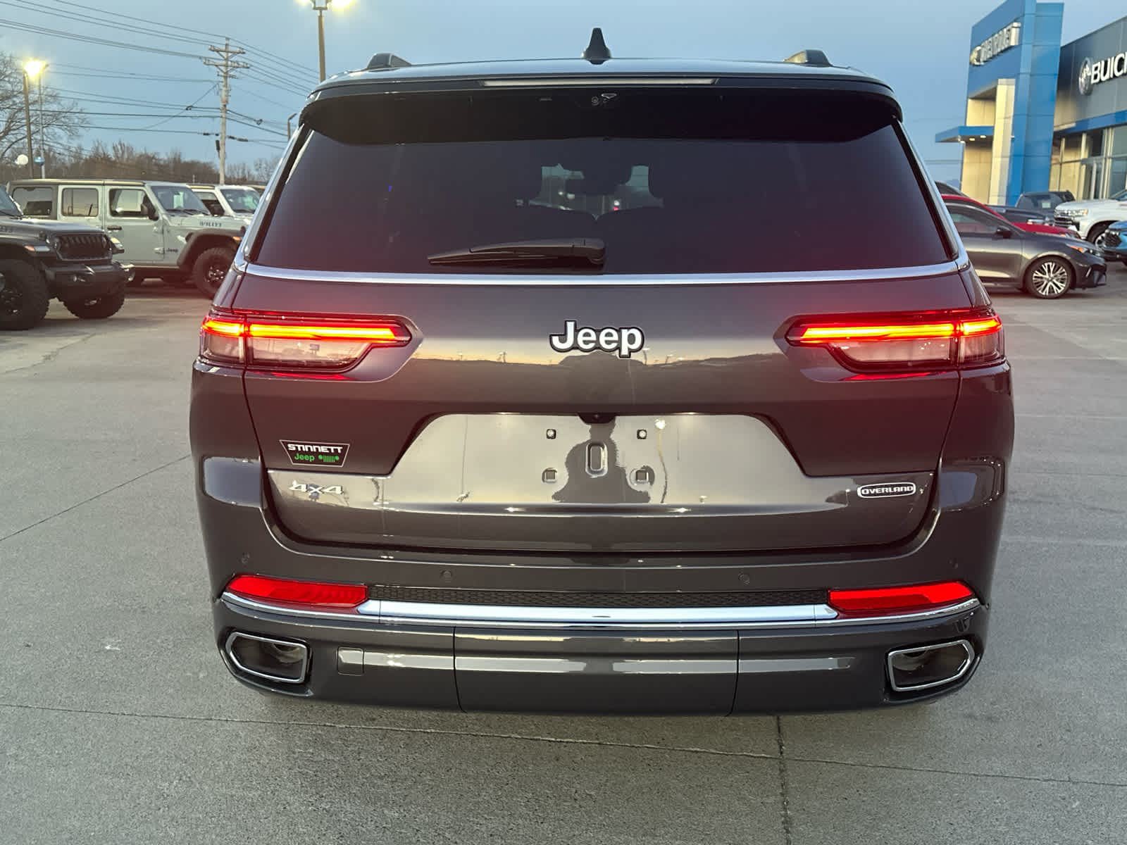 New 2025 Jeep Grand Cherokee L Overland w/ Luxury Tech Group IV AWD/4WD image 9