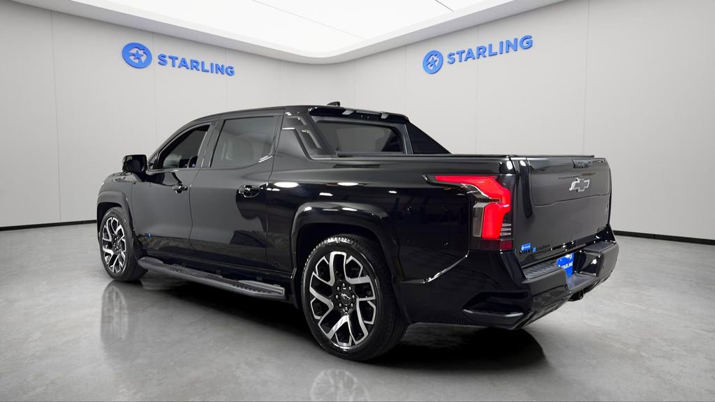 Used 2024 Chevrolet Silverado EV RST image 5