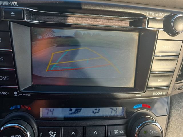 Used 2018 Toyota RAV4 XLE FWD image 23