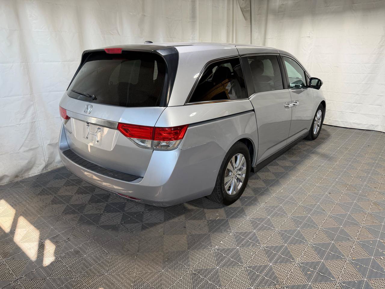 Used 2015 Honda Odyssey EX-L image 6