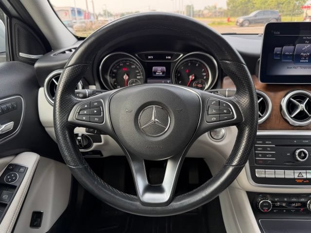 Used 2019 Mercedes-Benz GLA 250 4MATIC image 13