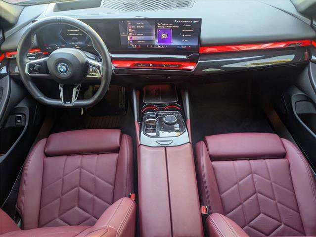 Certified 2025 BMW i5 eDrive40i w/ M Sport Package image 17