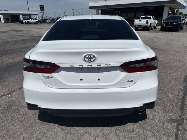 Used 2024 Toyota Camry LE FWD image 5