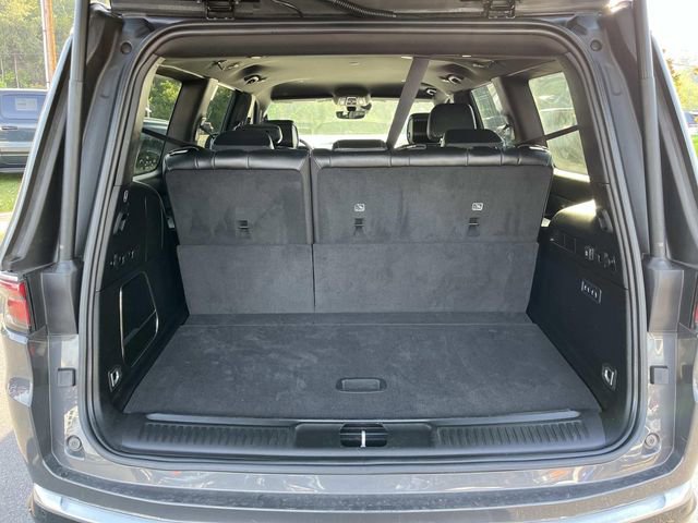 Used 2024 Jeep Wagoneer Series III AWD/4WD image 19