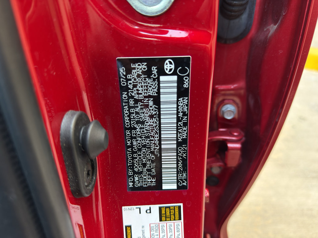 Used 2025 Toyota Corolla SE FWD image 31