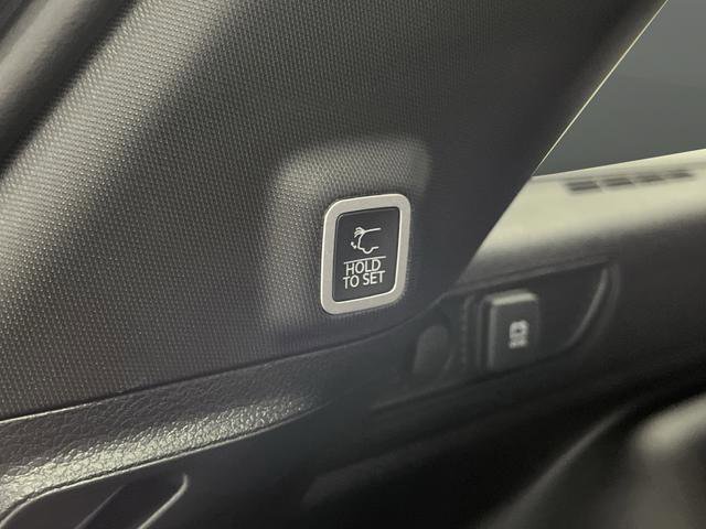 New 2026 Jeep Grand Cherokee Altitude image 16