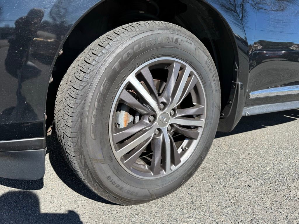 Used 2019 INFINITI QX60 Luxe w/ Essential Package image 16