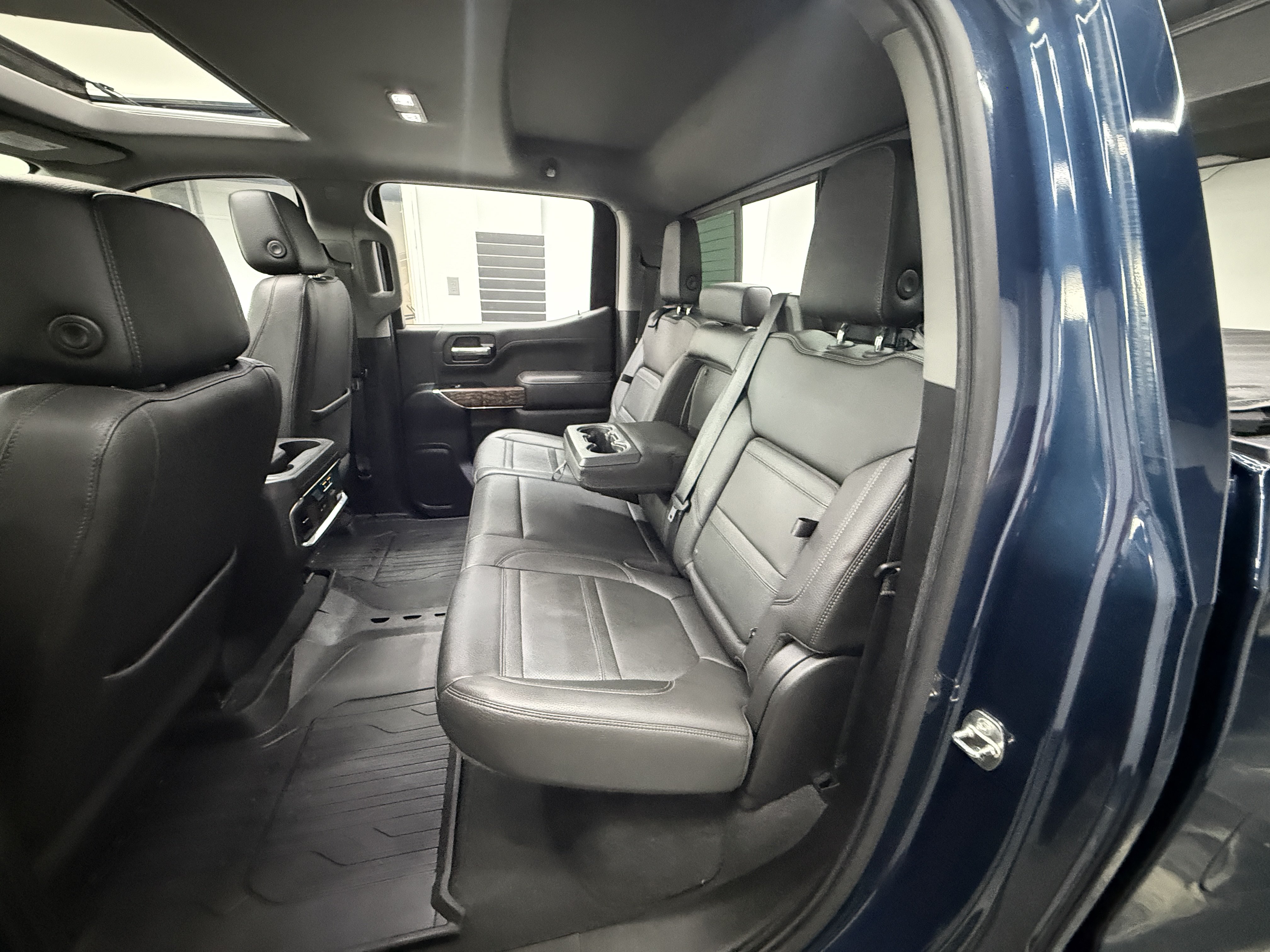 Used 2019 GMC Sierra 1500 Denali w/ Denali Ultimate Package AWD/4WD image 26