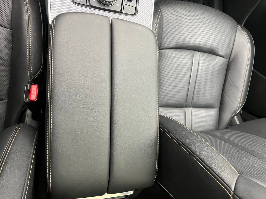 Used 2024 MAZDA CX-90 Plug-In Hybrid w/ Premium Pkg image 11