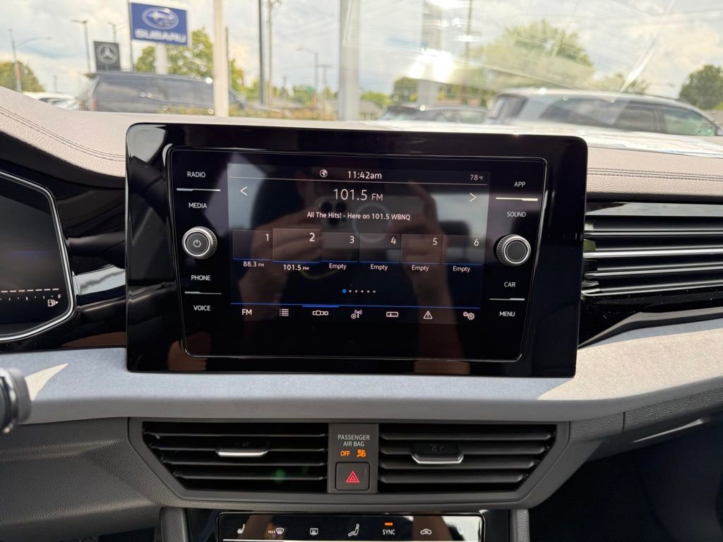 New 2025 Volkswagen Jetta SE image 12