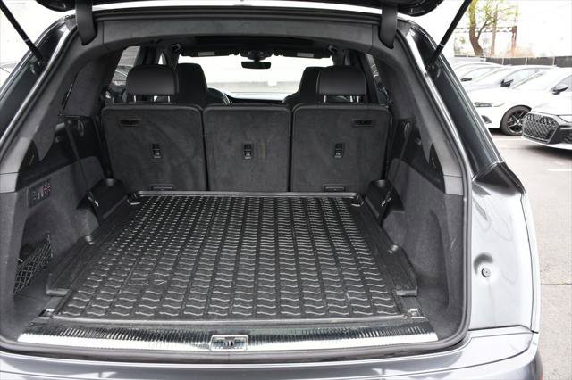 Certified 2023 Audi SQ7 Prestige w/ Prestige Package AWD/4WD image 19