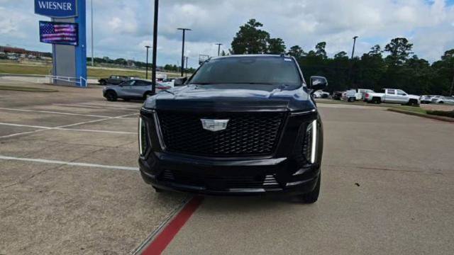 Used 2025 Cadillac Escalade ESV Sport w/ LPO, ONYX Package AWD/4WD image 2