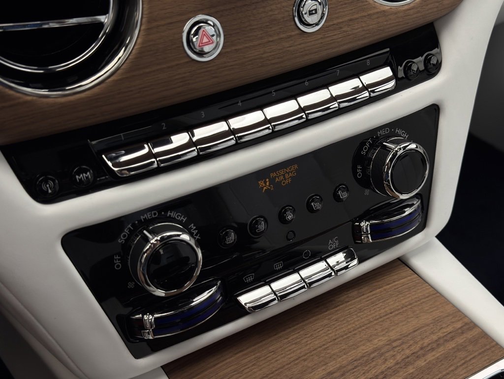 New 2025 Rolls-Royce Ghost image 19