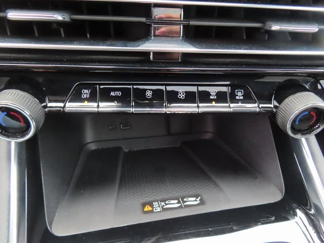Used 2025 Chevrolet Traverse LT w/ Sun and Wheel Package AWD/4WD image 29