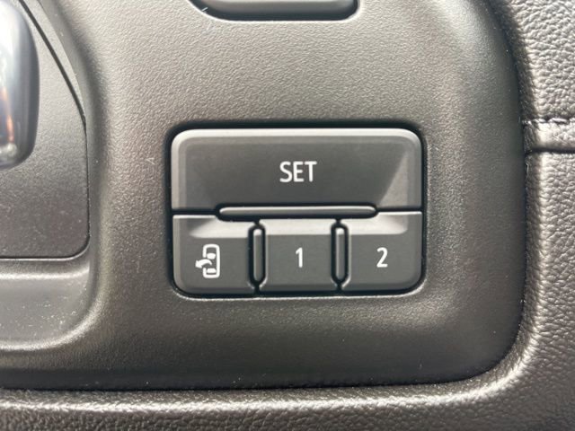 Used 2020 Chevrolet Silverado 3500 LTZ w/ LTZ Premium Package image 11