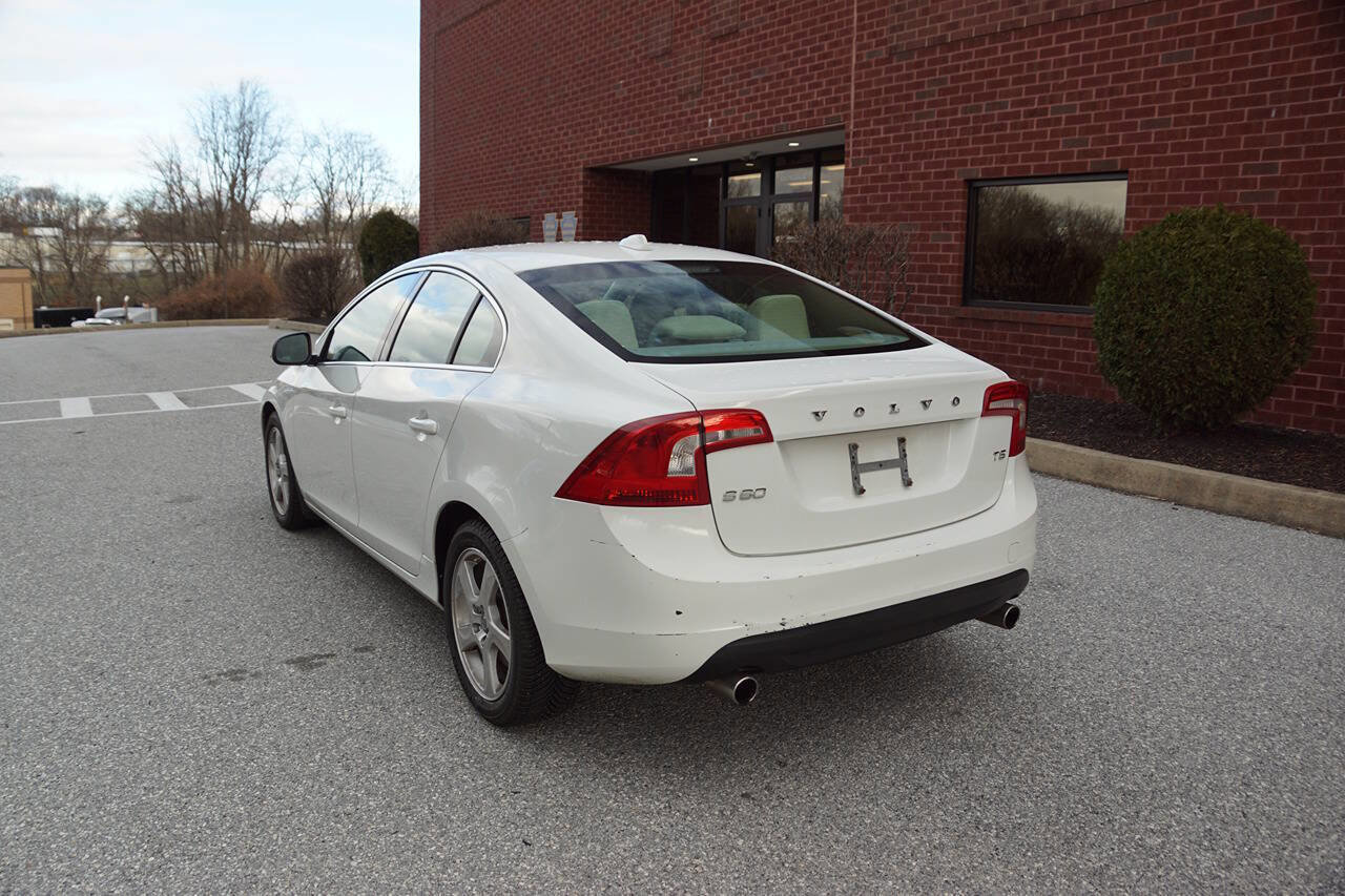 Used 2012 Volvo S60 T5 image 5