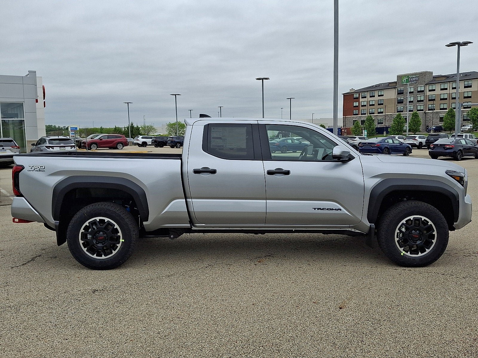 New 2026 Toyota Tacoma TRD Off-Road AWD/4WD image 5