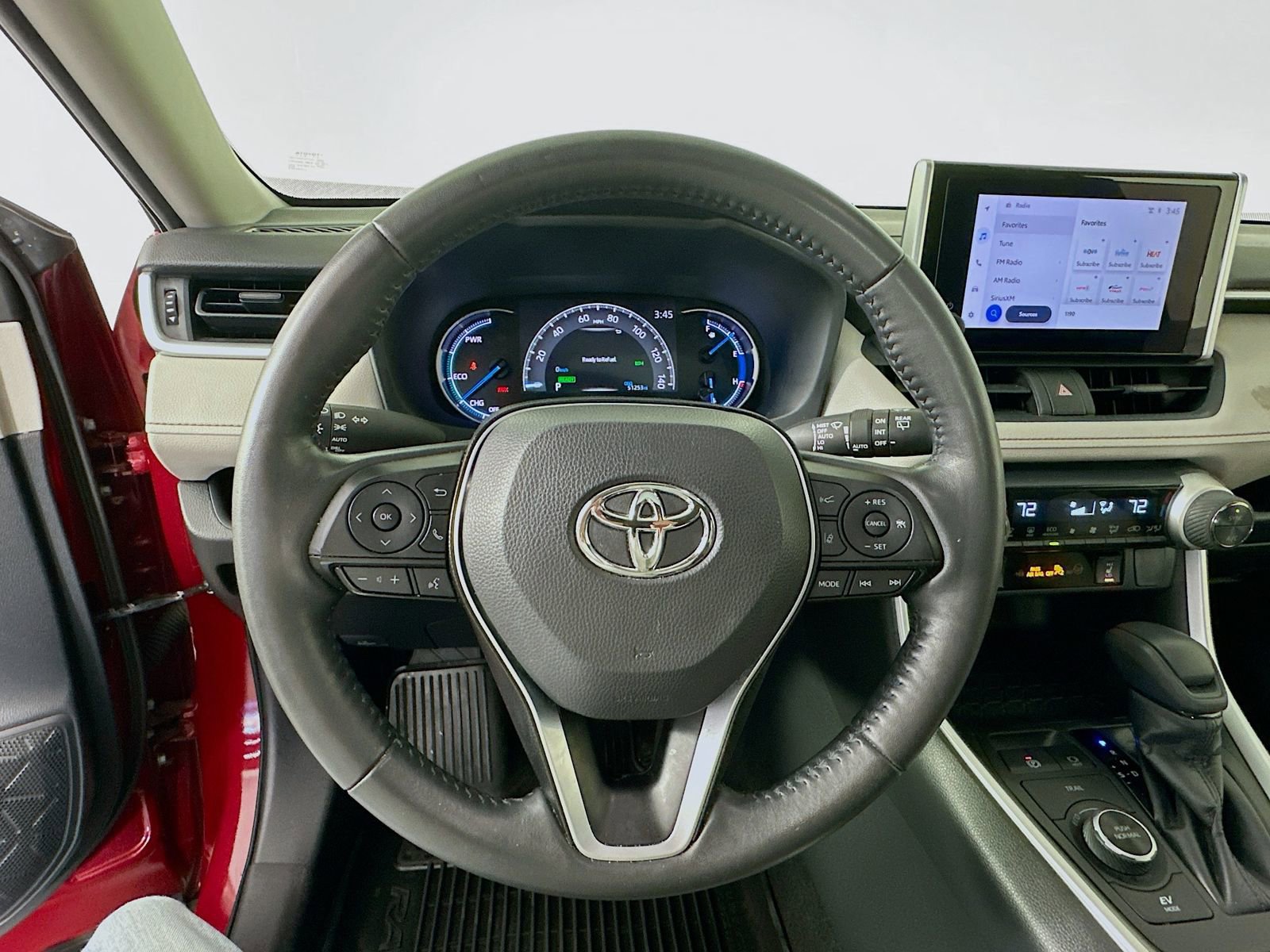 Used 2024 Toyota RAV4 XLE w/ Convenience Package image 12