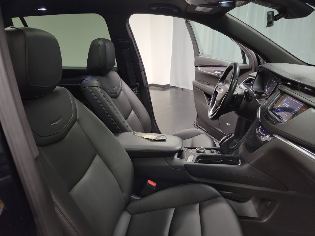 Used 2024 Cadillac XT6 Luxury AWD/4WD image 37