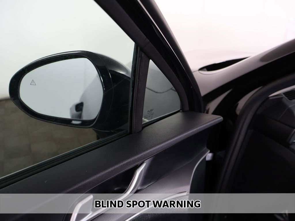 Used 2025 Kia K5 LXS FWD image 4