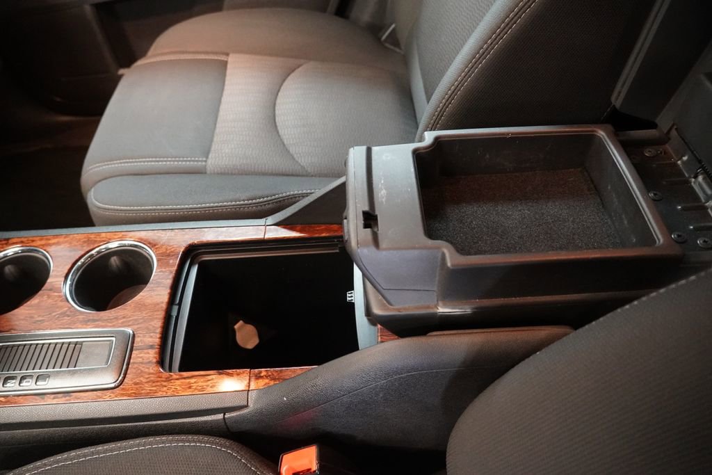 Used 2013 Chevrolet Traverse LT w/ All-Star Edition image 25