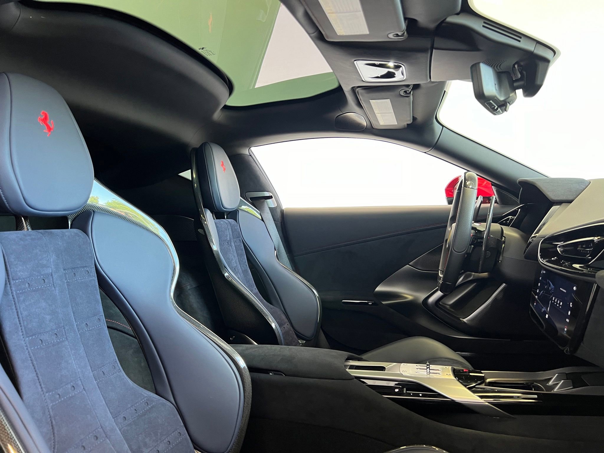 Used 2025 Ferrari 12Cilindri RWD image 2
