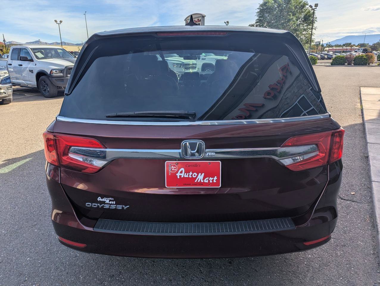Used 2018 Honda Odyssey EX image 4