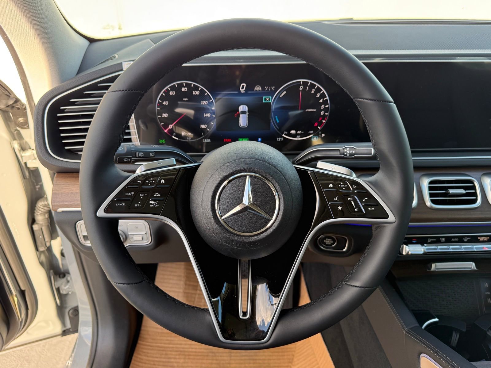 New 2026 Mercedes-Benz GLE 450e 4MATIC image 19