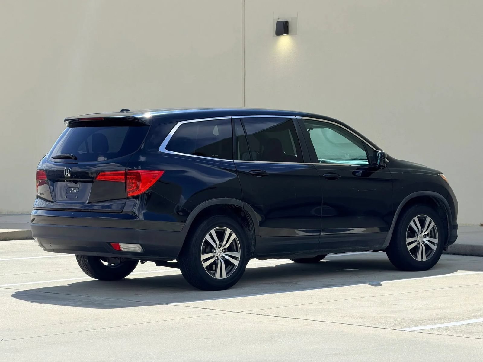 Used 2016 Honda Pilot EX-L image 8