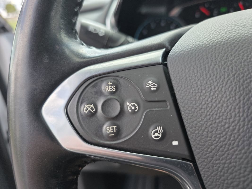 Used 2020 Chevrolet Traverse LT w/ LT Premium Package FWD image 27