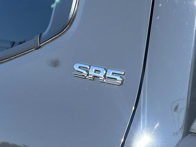 Used 2024 Toyota Tacoma SR5 AWD/4WD image 12
