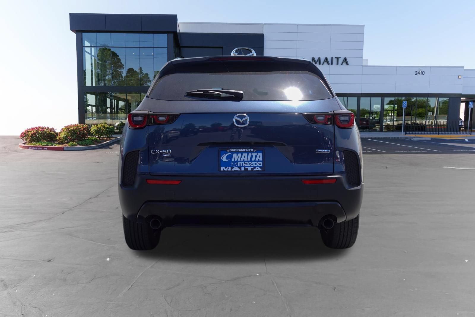 Certified 2025 MAZDA CX-50 AWD 2.5 Hybrid w/ Premium Pkg image 5