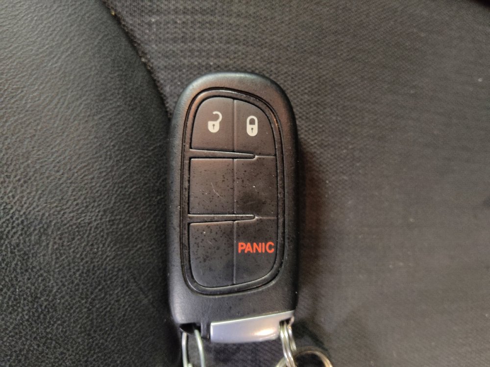 Used 2018 Jeep Cherokee Latitude Plus image 32