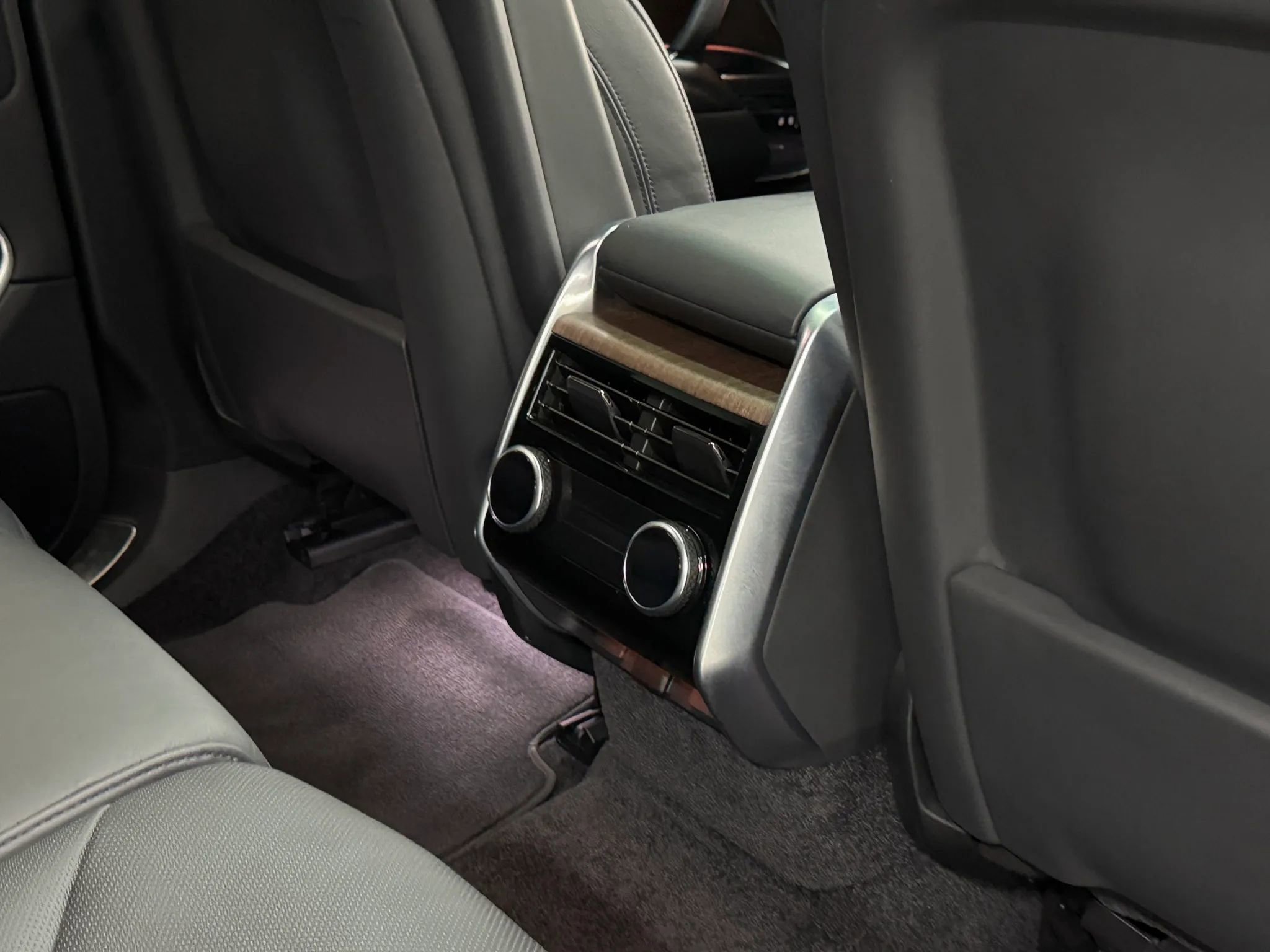 Used 2023 Land Rover Range Rover SE image 29