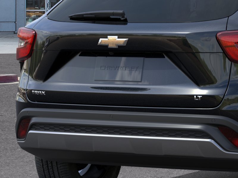 New 2026 Chevrolet Trax LT w/ Driver Confidence Package FWD image 15