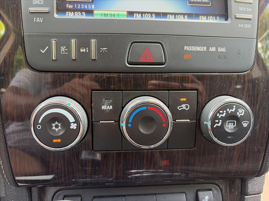 Used 2016 Chevrolet Traverse LT w/ Style and Technology Package FWD image 13