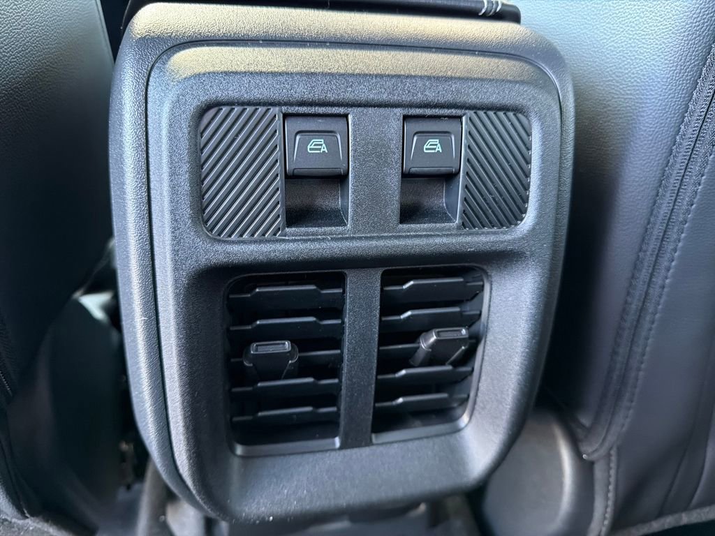 New 2026 Ford Bronco Outer Banks w/ Sasquatch Package image 39