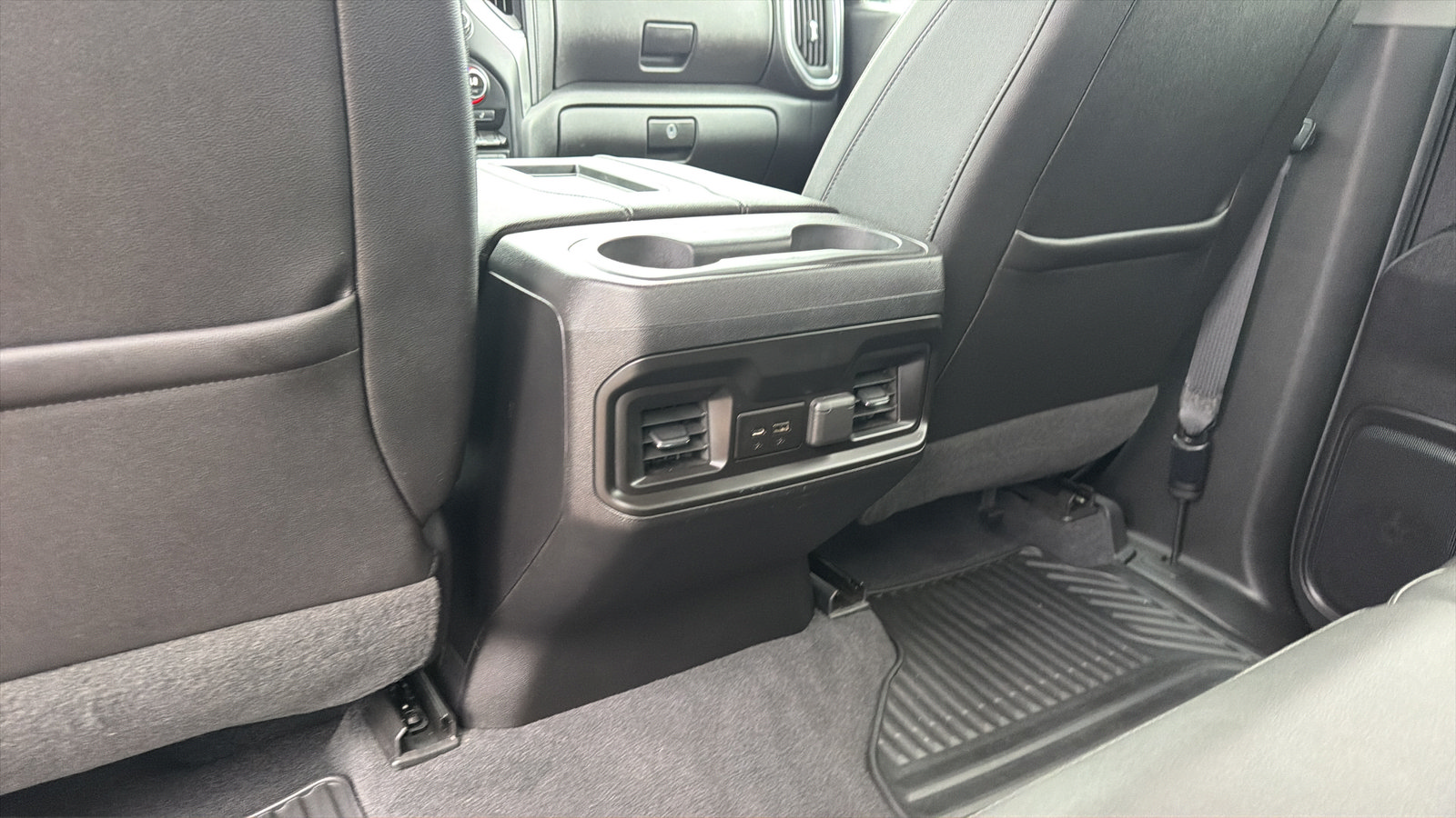 Used 2019 Chevrolet Silverado 1500 RST AWD/4WD image 26
