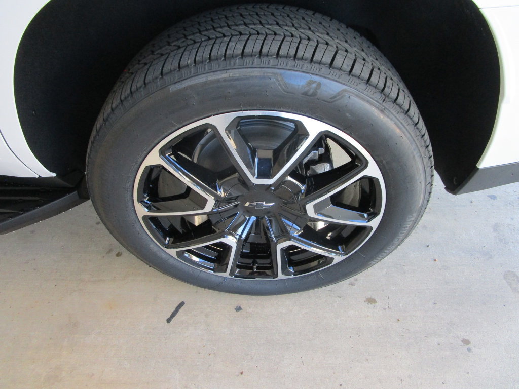New 2027 Chevrolet Tahoe RST w/ Comfort Package RWD image 11