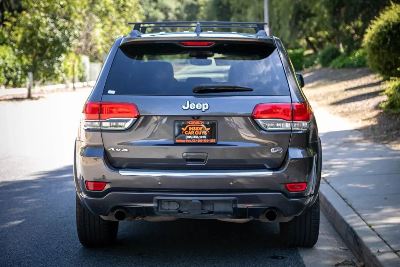 Used 2017 Jeep Grand Cherokee Overland image 5