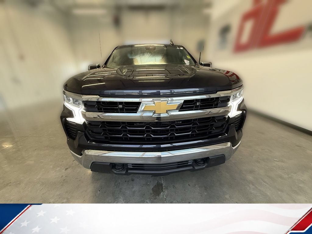 Used 2022 Chevrolet Silverado 1500 LT w/ Protection Package AWD/4WD image 16