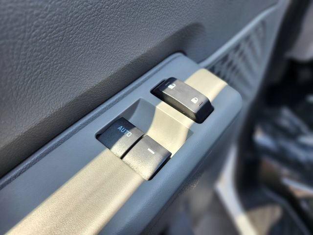 Used 2015 Ford E-350 and Econoline 350 Super Duty w/ Power Windows & Locks Group RWD image 12