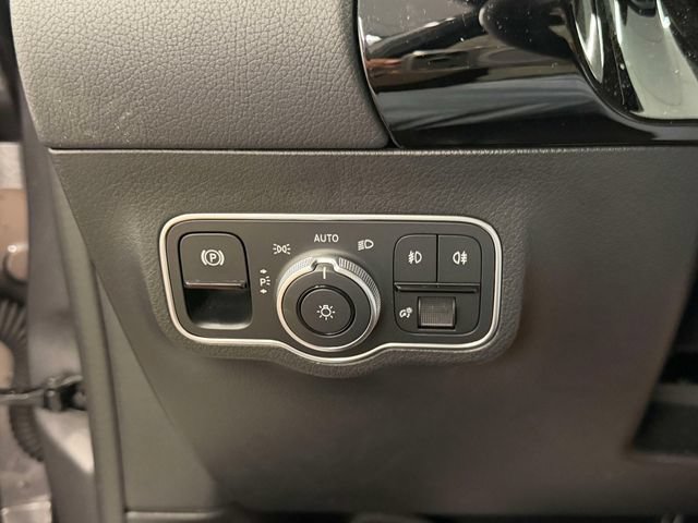 Certified 2024 Mercedes-Benz GLA 250 4MATIC image 21