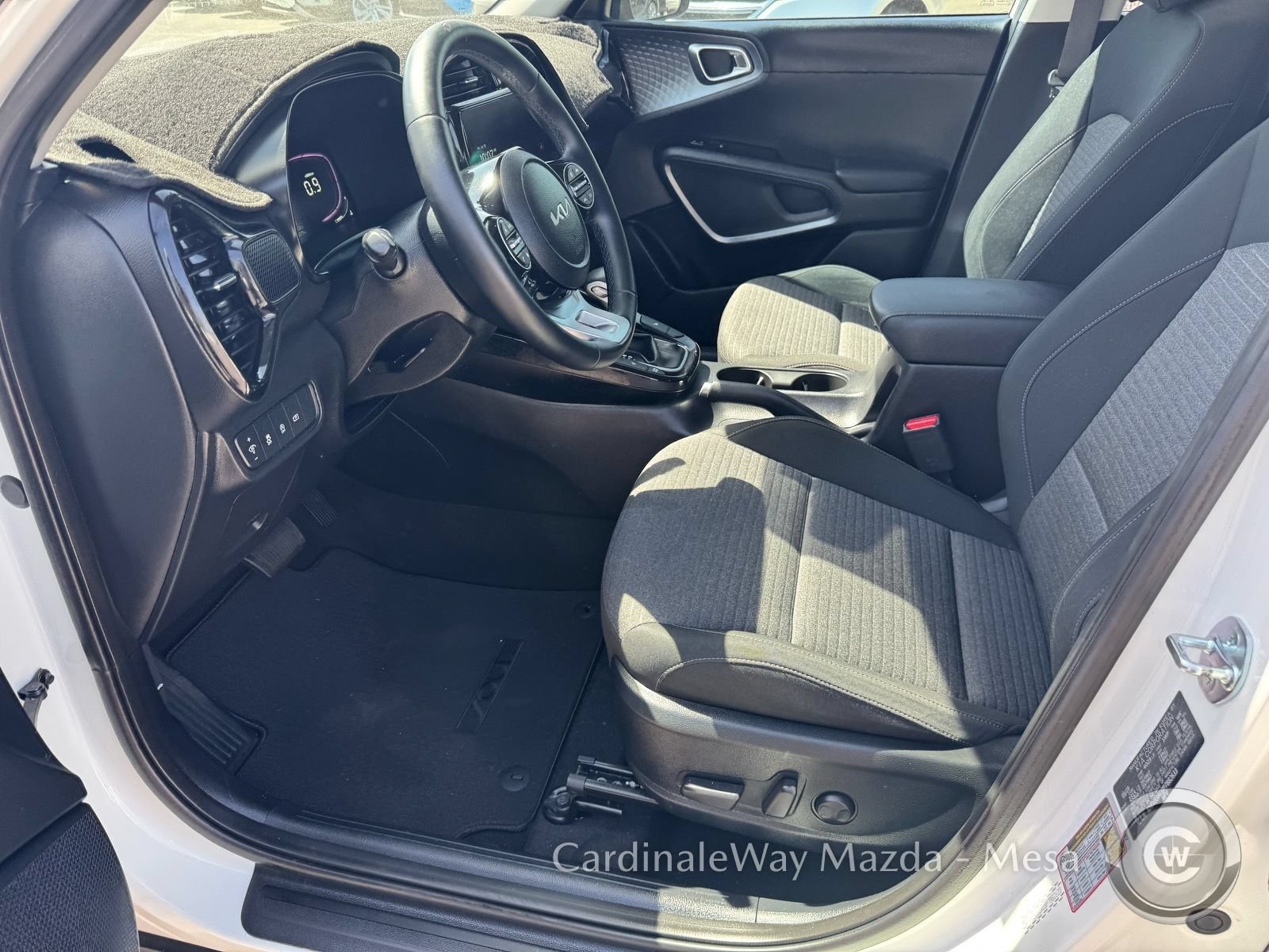 Used 2023 Kia Soul EX FWD image 12