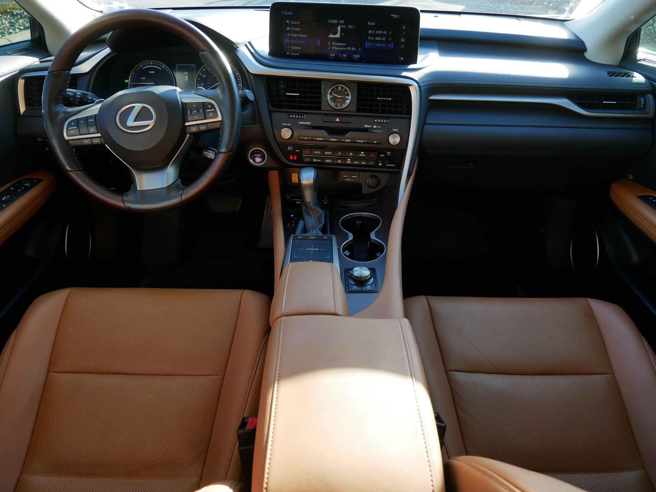 Used 2022 Lexus RX 450h AWD w/ Premium Package image 10