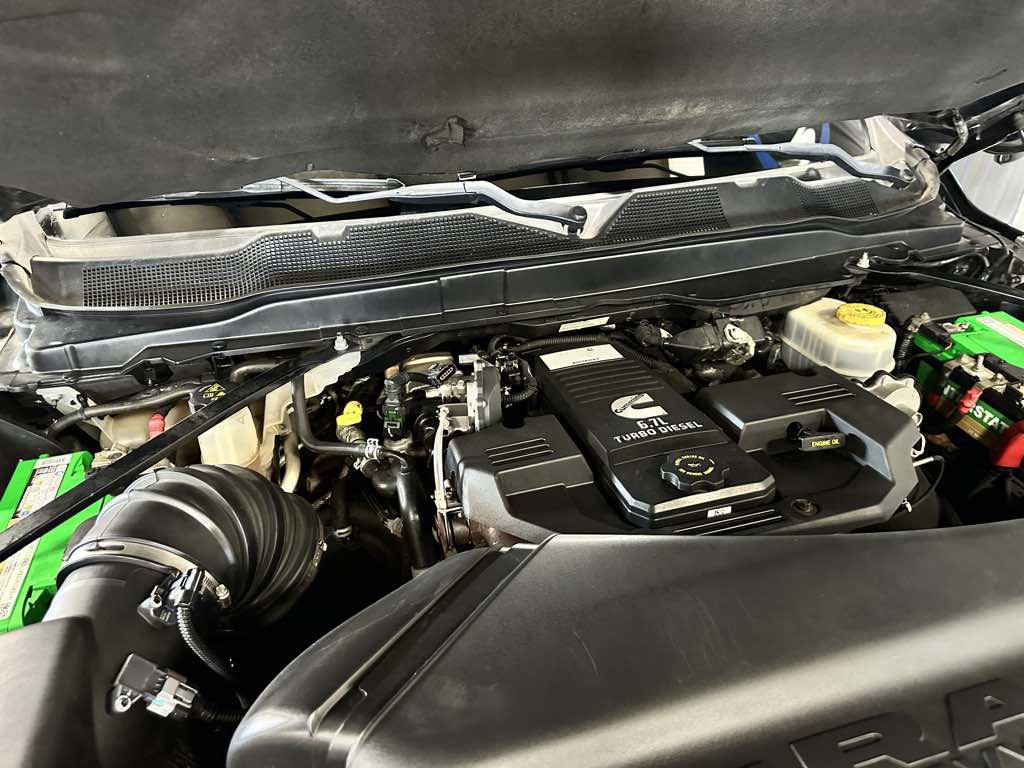 Used 2019 RAM 2500 Laramie image 32