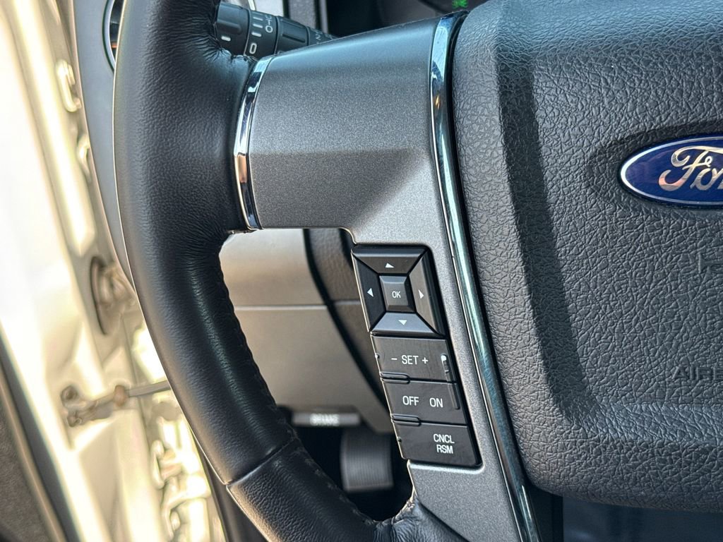Used 2016 Ford Expedition EL Platinum AWD/4WD image 16