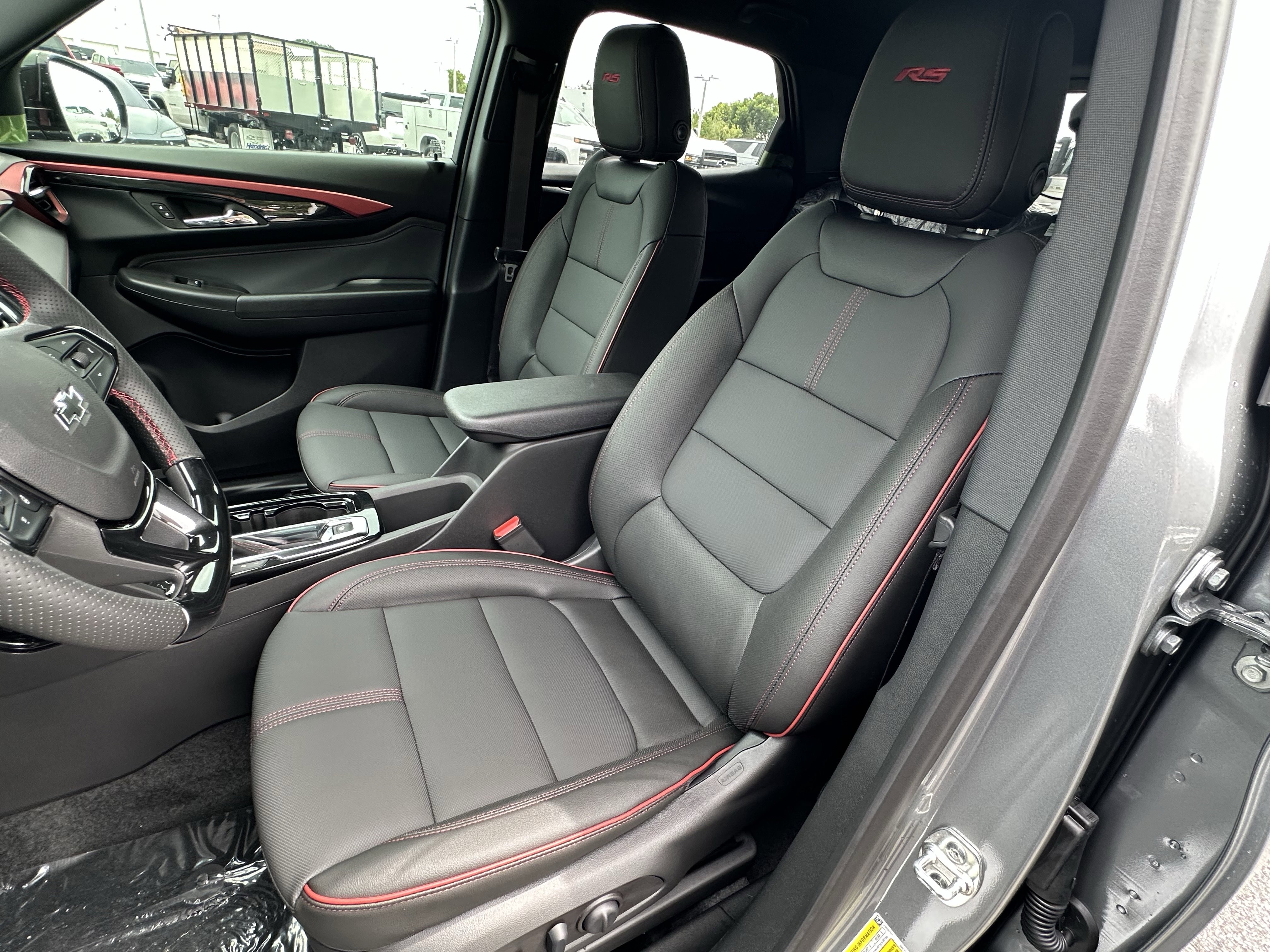 New 2026 Chevrolet TrailBlazer RS w/ Driver Confidence Package FWD image 32