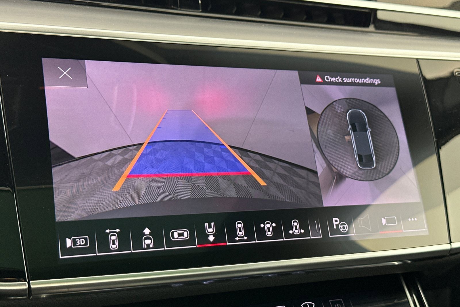 New 2025 Audi S8 image 18